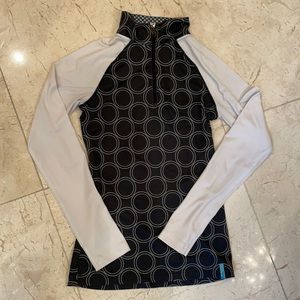 Bula girls riding top